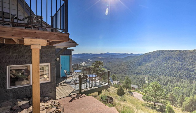 The View at Mountain Retreat By Red Rocks & Golden
