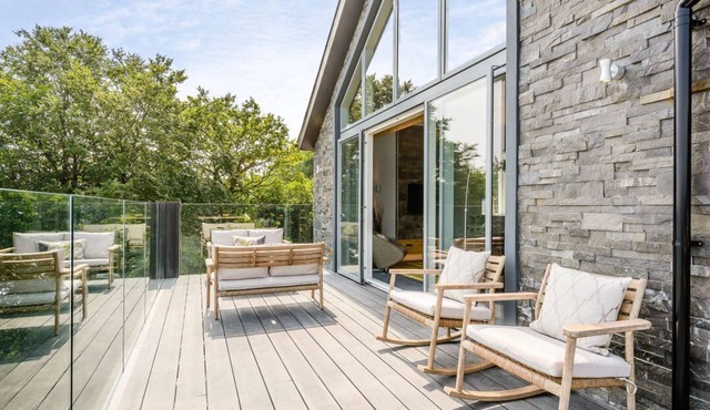 The View, Dylan Coastal Resort