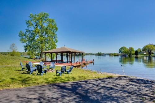 The View - Waterfront Lake Anna Home with Dock!