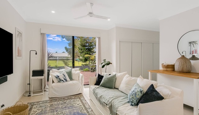 The Villa at Fraser Cove - Modern Northern Rivers Villa - Pet Friendly - Min. 3 Night Stays!