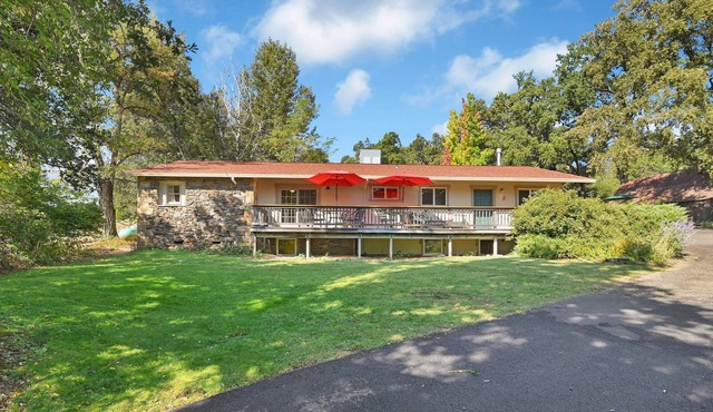 The Villa at Val du Vino Winery