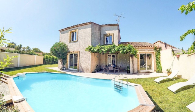 The Villa between ALPILLES and LUBERON
