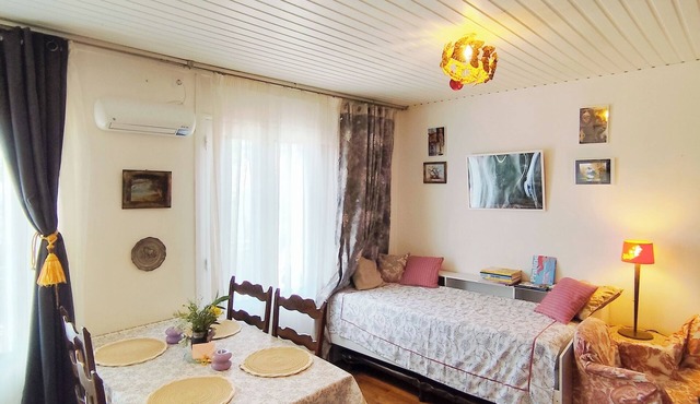 The Villa de Moutier near the hobbies ile and Paris