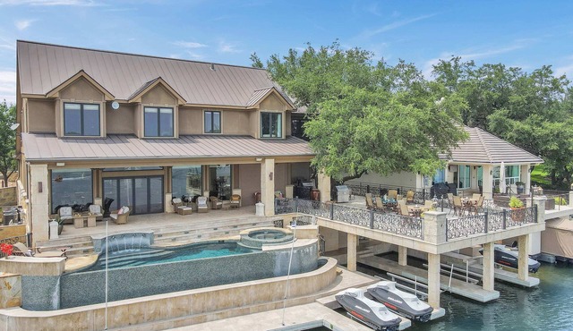 The Villa on Matern | Concierge Services