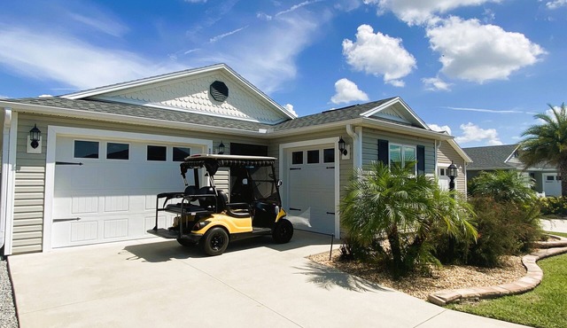 The Villages -AVAILABILITY- Near Eastport, Sawgrass, Brownwood. Bring your dog