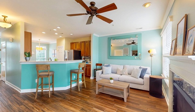 The Villages of Five Points condo w/community pools, tennis courts, shops