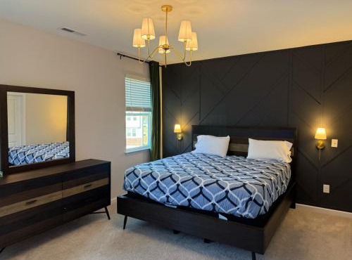 The Villas Xanadu Brand New near RDU Airport with Heated Indoor Pool Gym