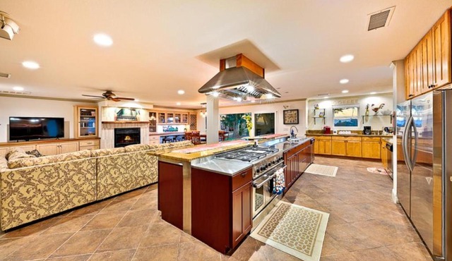 The Vineyard Estate & Wine Country Couples Cottage