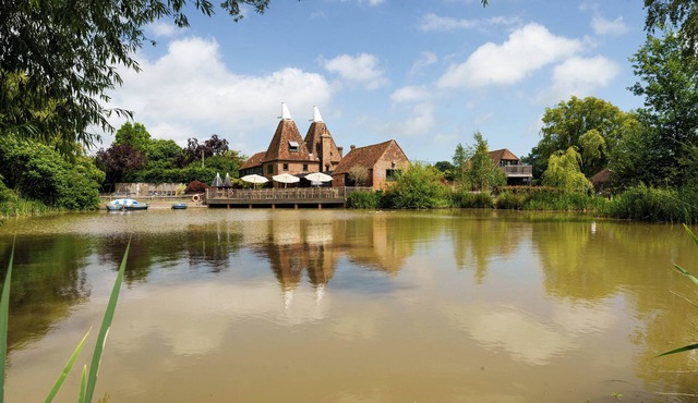 The Vineyard Oast & Barn - Sleep 25 - Private Pool - Boating Lake n