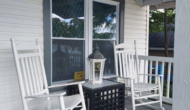 The Vintage Pearl in Downtown Cleveland