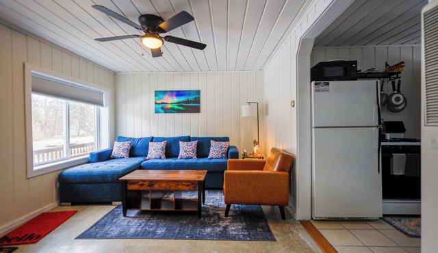 The Vintage Two at Lakeshore Pines is a cozy 2 bd/1ba unit with Beach Access!