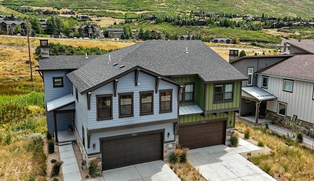 The Vista: Sleeps 14! Hot Tub | Arcade | Views