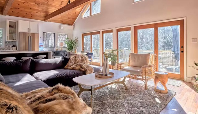 The Vue - A Mountain Chalet in the Catskills
