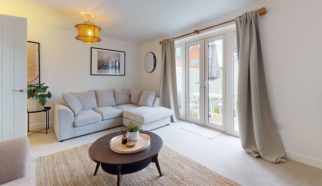 The Vulcan View - a house that sleeps 5 guests in 3 bedrooms