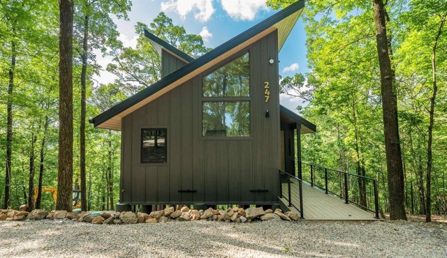 The Wagoner at In the Trees Luxury Resort, Mountaintop, Hot Tub, Outdoor Fireplace