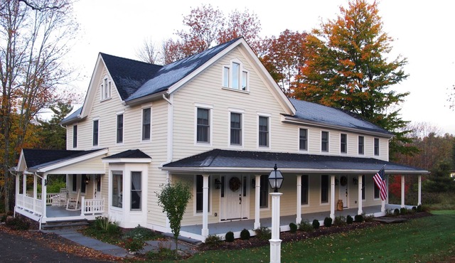 The Wagar Suite is one of the two units in The Wagar Farm 1800's farmhouse. It is situated on 6 acres and overlooks the Beerkill stream. The Wagar Suite has the feel of an old farmhouse with all the modern conveniences including a whirlpool tub.