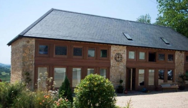 The Wagon Shed Hills Farm Stays