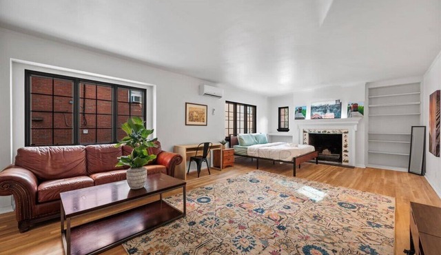 The Walnut Suites - The Incline Suite