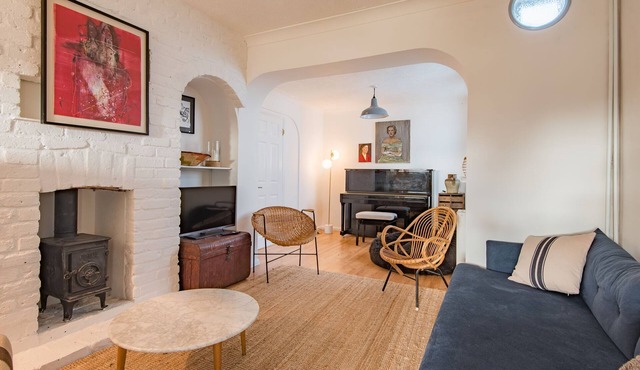 The Watch Tower - a holiday let by Bloom Stays that sleeps 6 guests in 3 bedrooms