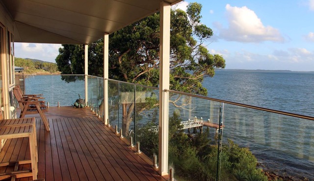 The Waterfront Cottage of Port Stephens