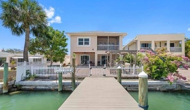 The Waterfront Relax House