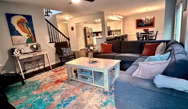 The Waypoint, 4BR/7Beds/2.5Bath Travel Themed Vacation Home adjacent to FT Bragg