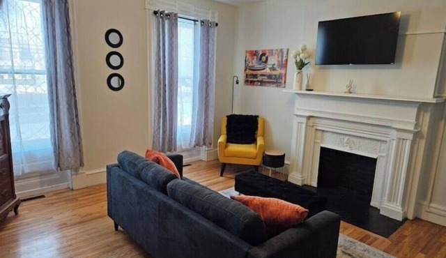 The Weaver House Guest Suites