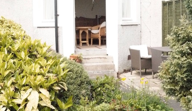 The Wee Hauf - cosy, modern, excellent location for exploring Scotland