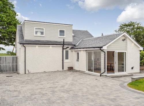 The Wee White Cottage