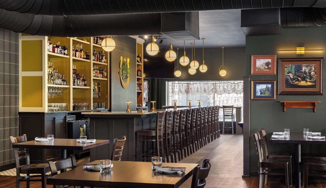 The Well House Hamilton, Tapestry Collection By Hilton