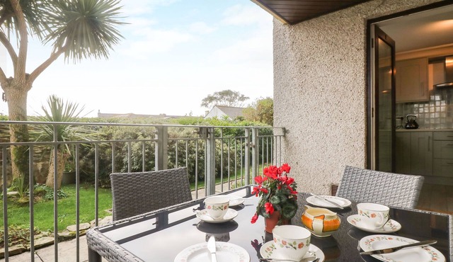 THE WESLEY APARTMENT, family friendly, with a garden in Falmouth
