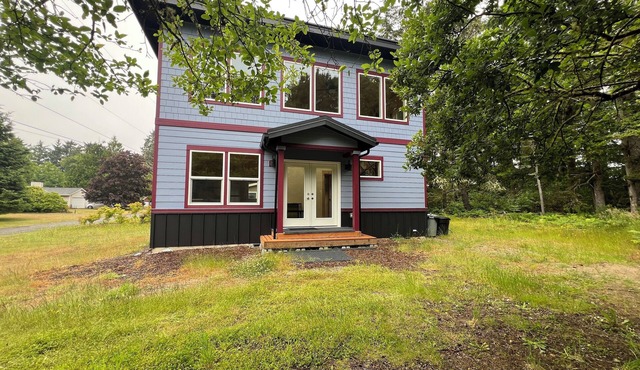 The Westport Pearl, a cozy, quiet neighborhood. Like bringing the outdoors in.