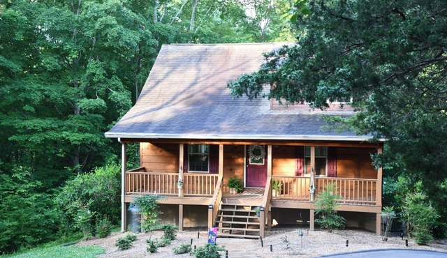 THE WHISPERING PINE AT DALE HOLLOW LAKE TN - LAKEHOUSE CLOSE TO 3 MARINAS