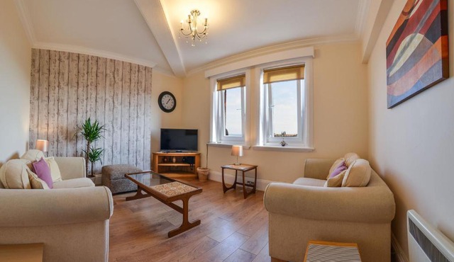 The Whitby Prospect, 2 bed apartment sleeps up to 4