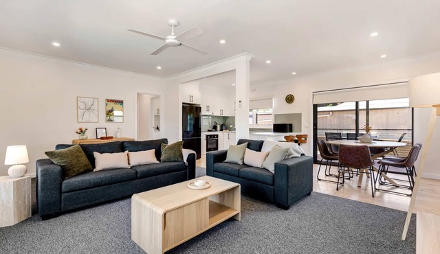 The White Brick Retreat, Bendigo