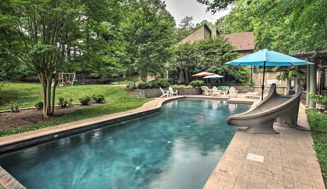 The White Elephant Inn Getaway w/Pool & Hot Tub!