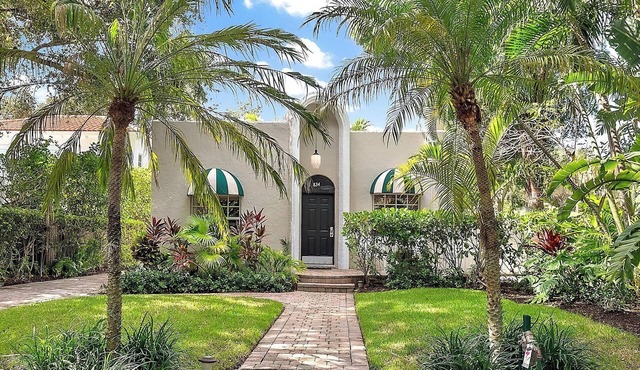 The White Flamingo - Tropical Pool Escape with Guest Cabana