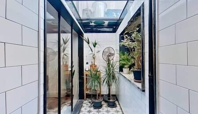 The White House by the sea