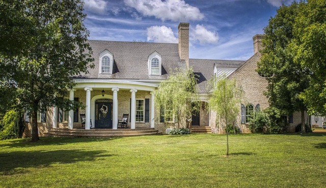 The White House; located at the foothills of the Shenandoah Valley.
