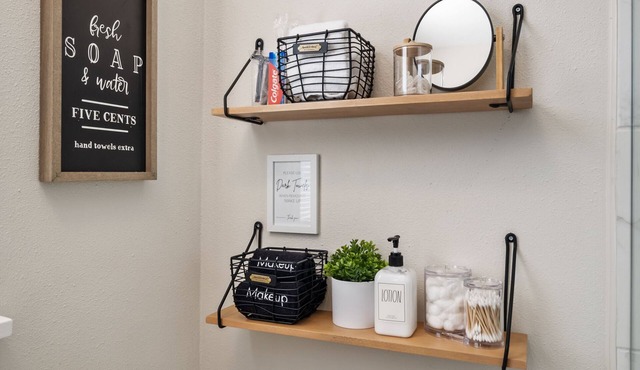 The White House on Main Street