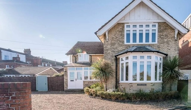 The White House, Southwold