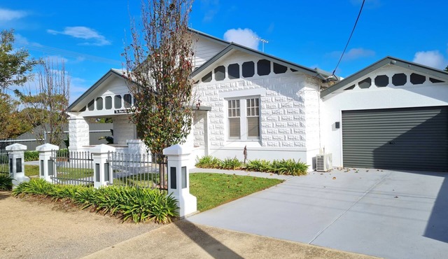 The White House, Stansbury