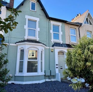 The Whitley Maisonette, Luxury Family Holiday Home