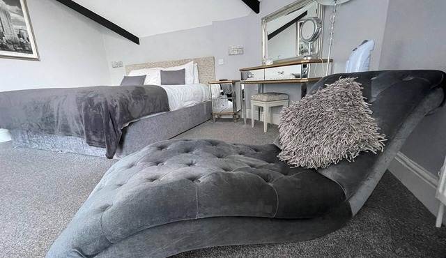 The Whittington & Cat