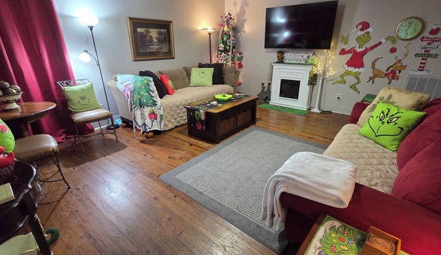 The WHOVILLE HOUSE! Spacious home with tons of games, toys and amenities.