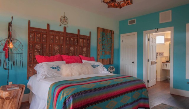 The Wild Blue Yonder Room - Wander Inn