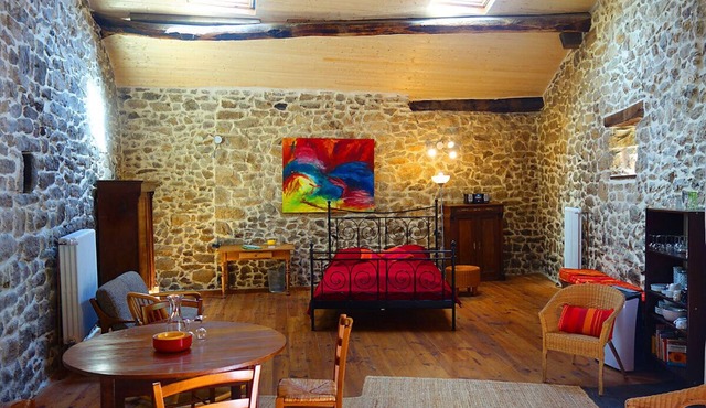 The wild mountains of the Ardèche, gîte in the old barn