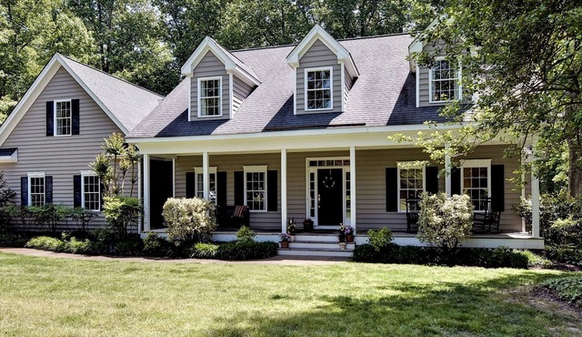 The Williamsburg Retreat - Gorgeous Private Acreage