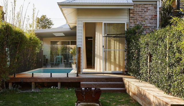 The Willows - pet friendly family home with swimming pool