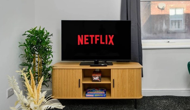 The Windsor - 2 Bed Home in Leeds